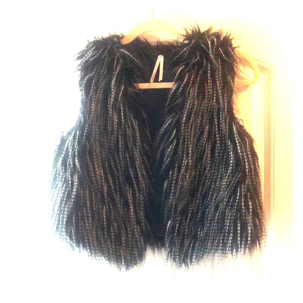 Fur vest